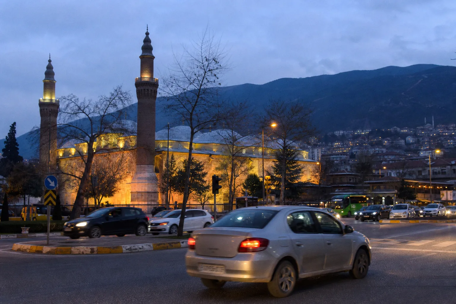 Alquiler de coches en Bursa (Turquía): guía práctica
