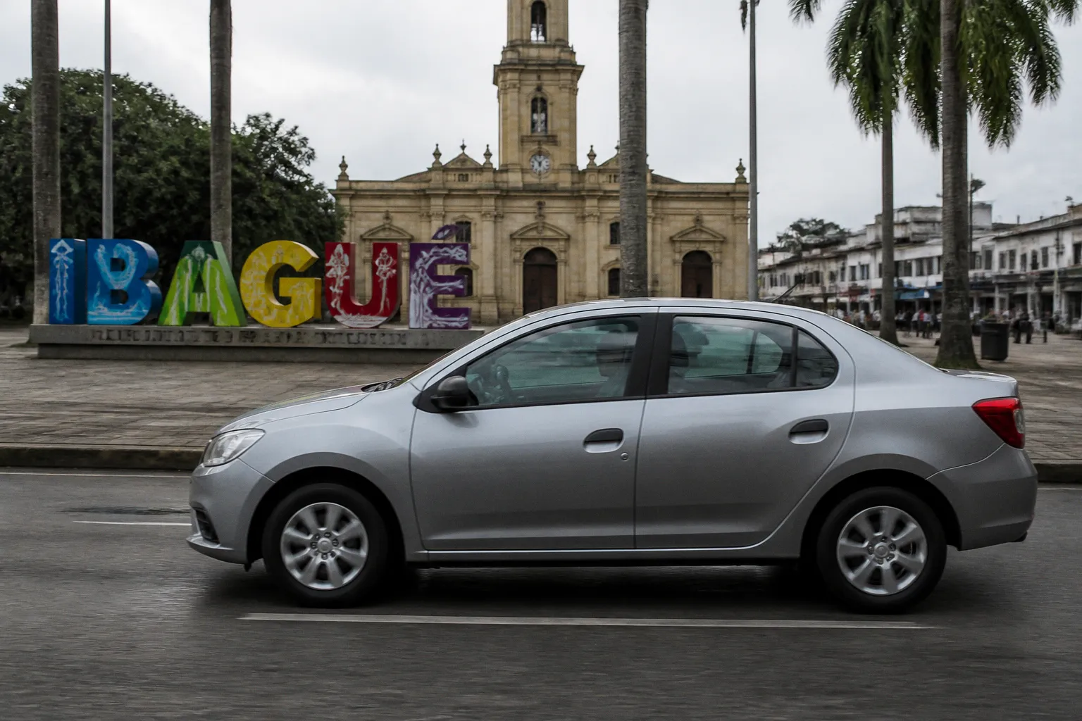 Alquiler de coches en Ibagué (Colombia): guía práctica