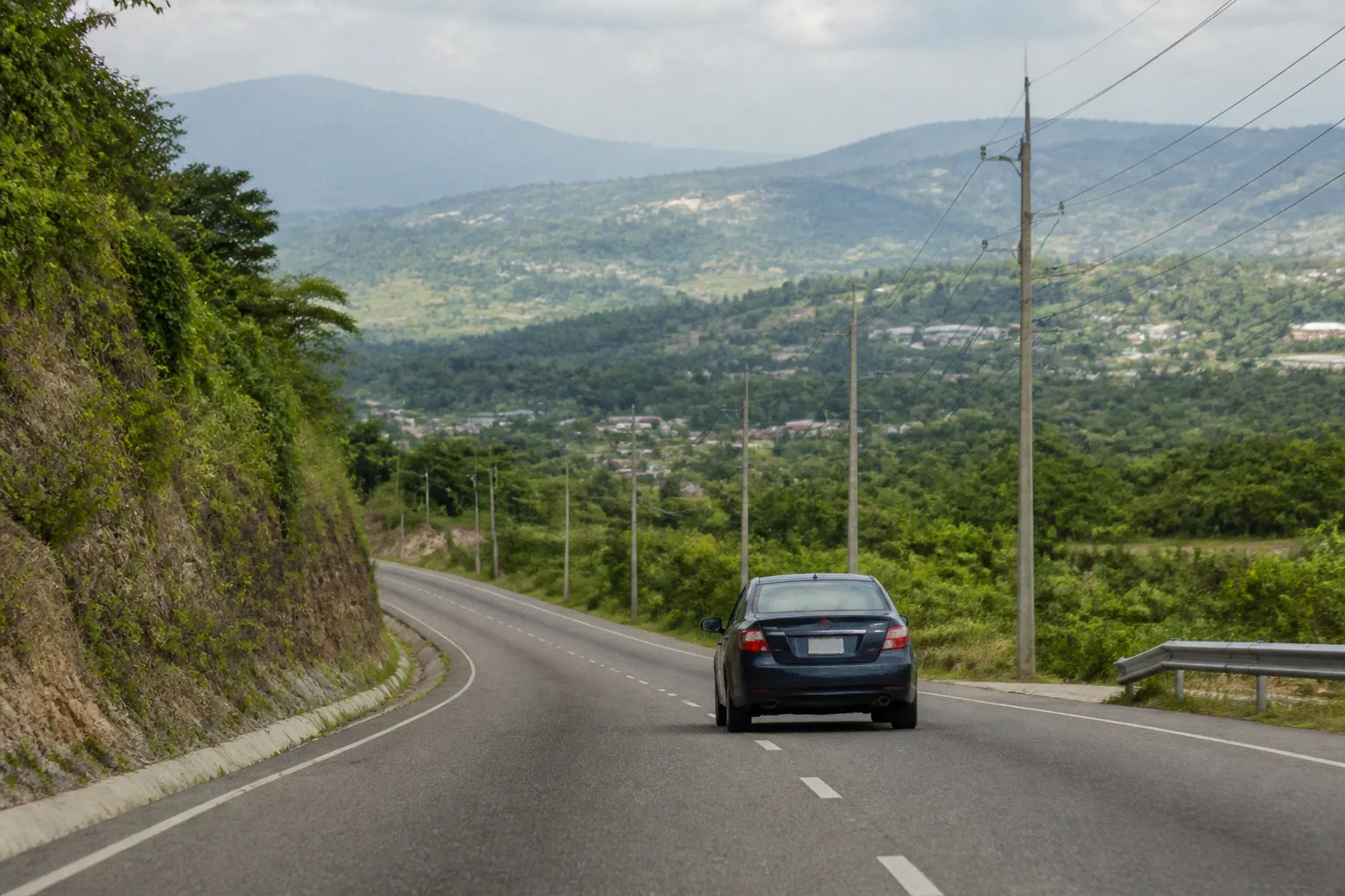 Alquiler de coches en Kingston (Jamaica): guía práctica