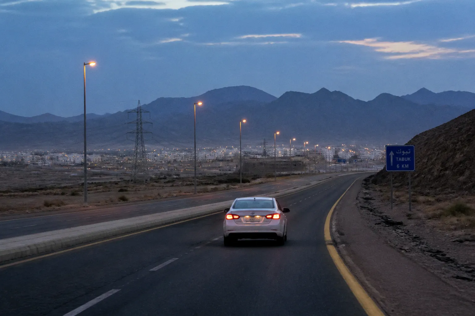 Alquiler de coches en Tabuk (Arabia Saudí): guía práctica