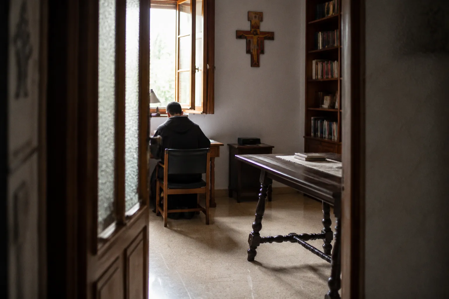La corrección fraterna como ejercicio de escucha misericordiosa en la vida comunitaria