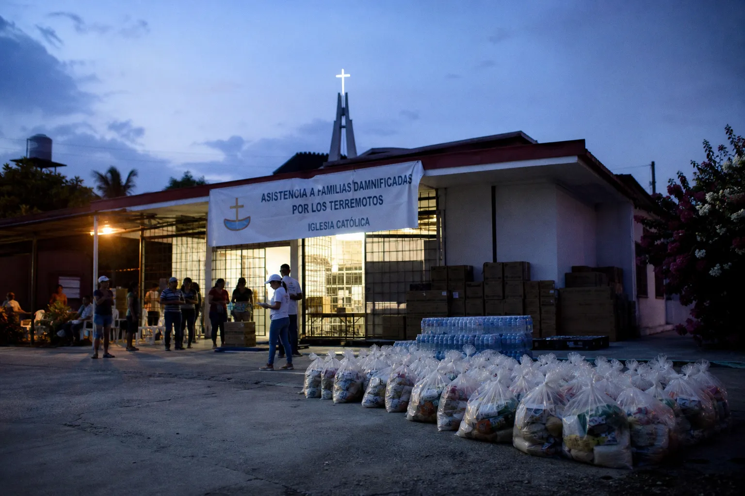La Iglesia católica refuerza su asistencia a las familias damnificadas por los terremotos en Venezuela