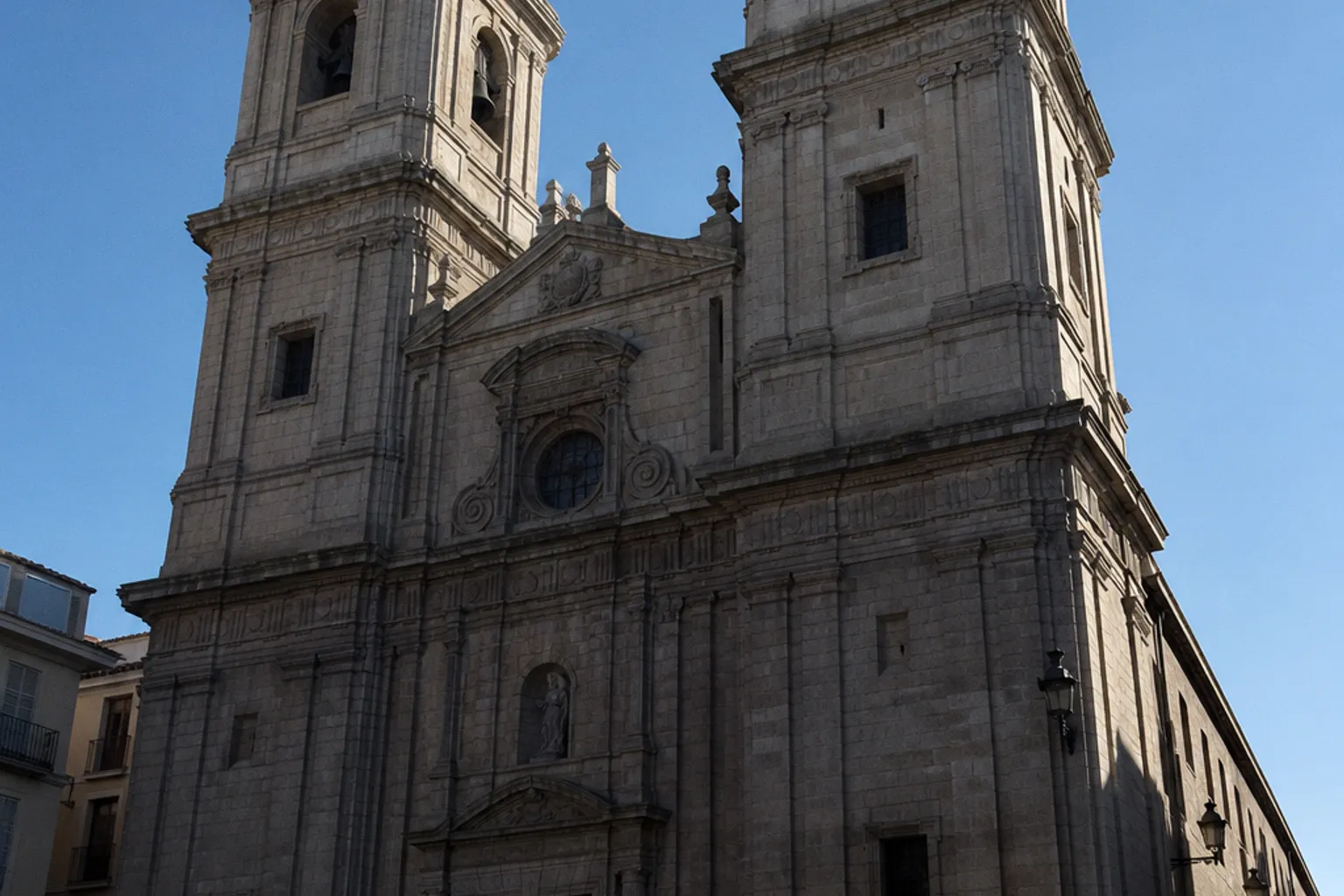 La realidad tras el 24,8% de los españoles que marcan la casilla de la Iglesia en la Renta